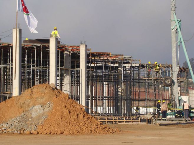 Marne Osorio visitó obras del Melancía Shopping