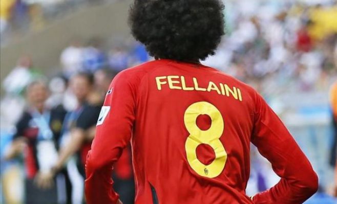 Fellaini prometi� cortarse el pelo si ganan.. EFE Fellaini prometi� cortarse el pelo si ganan.. EFE