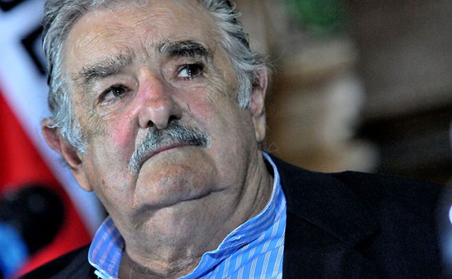 Mujica defiende a Surez. 