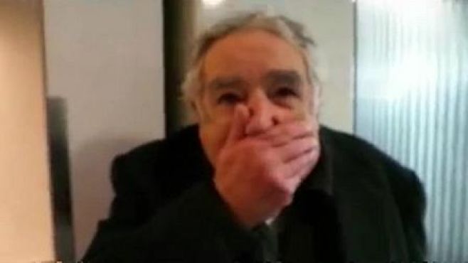 La canción del Mundial: el insulto de Mujica a la FIFA