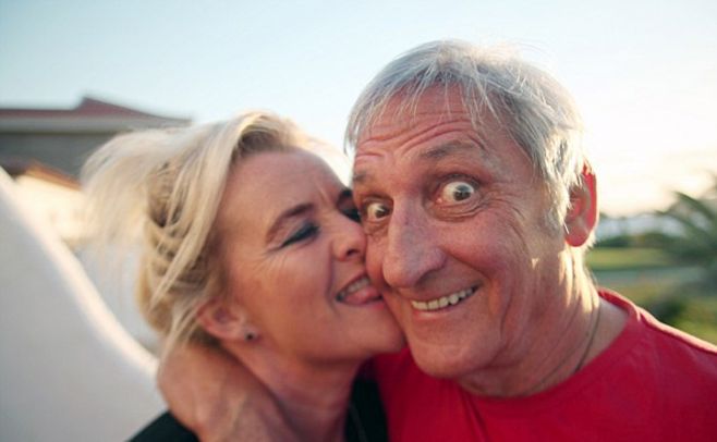 Lee Graham y su novia Bettina.