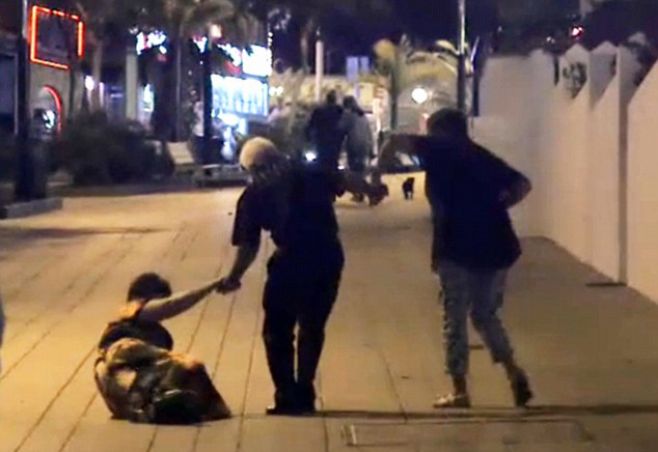 El desbunde de jubilados británicos en Tenerife