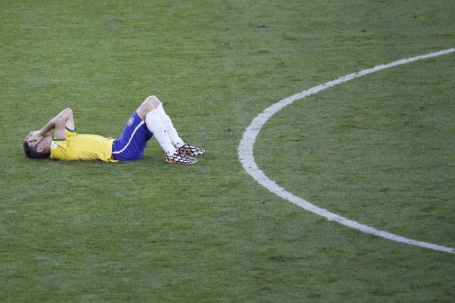 Brasil suma al Maracanazo un papelón mayor