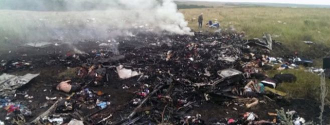 Rebeldes ucranianos hallan decenas de cadáveres donde cayó el avión