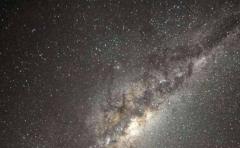 Vía Láctea podría ser mucho más ligera que Andrómeda