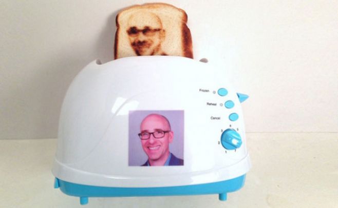 Empresa creó una tostadora que saca selfies Empresa creó una tostadora que saca selfies
