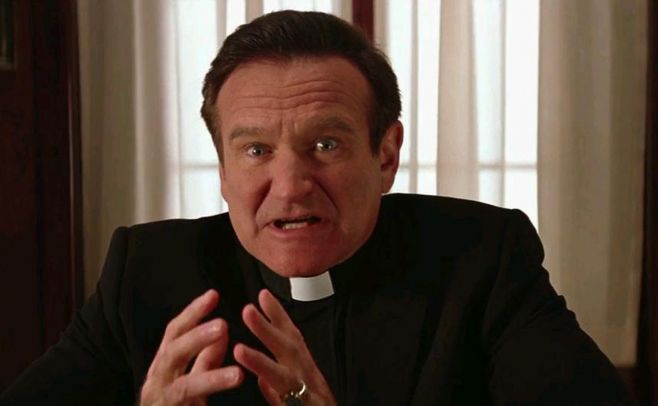 Liciencia para casarse. Comedia fallida de Ken Kwapis, 2006.