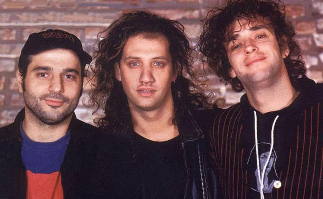 A 30 aos del debut de Soda Stereo. 