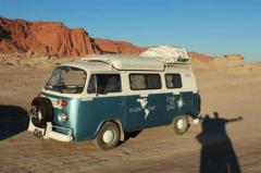 De Argentina a Alaska por amor a la ciencia... en combi