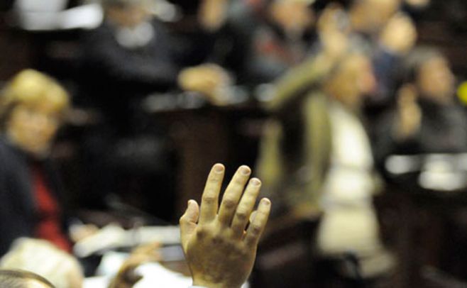 Senado vot� en contra de creaci�n de Universidad de la Educaci�n. Javier Calvelo/adhocfotos