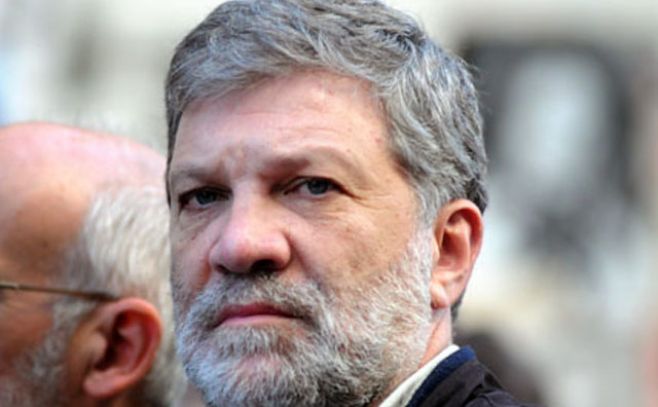 Piden explicaciones a Kreimerman por contratos de Ancap