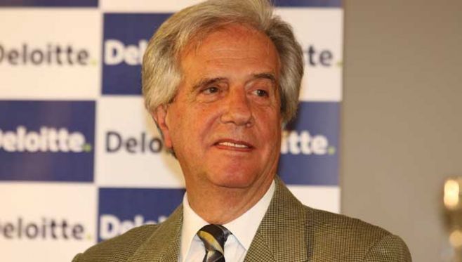 Tabaré Vázquez: "Que el Frente Amplio pierda es el último de los escenarios, es casi imposible". Claudio Guido