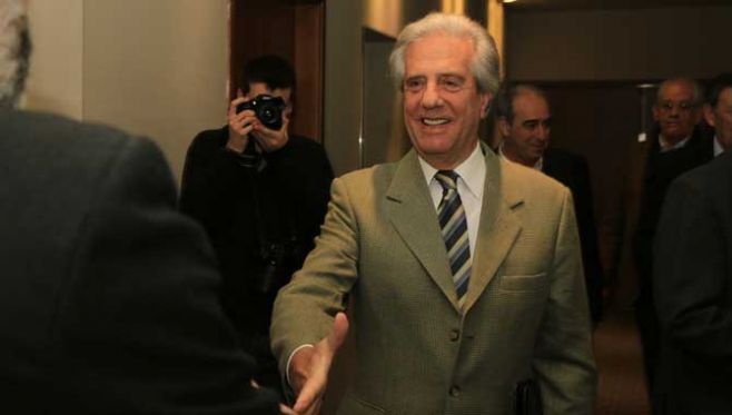 Tabaré Vázquez: "Que el Frente Amplio pierda es el último de los escenarios, es casi imposible". Claudio Guido