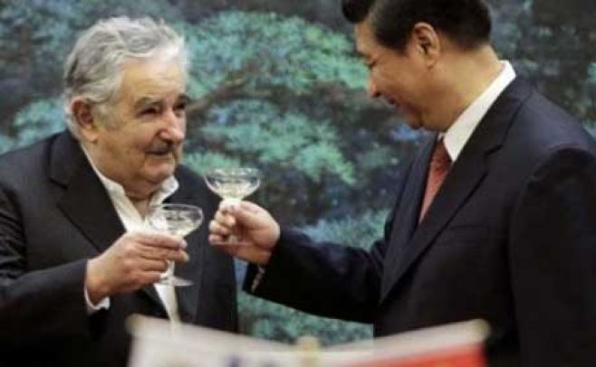 Mujica: seríamos torpes si no le damos importancia a China