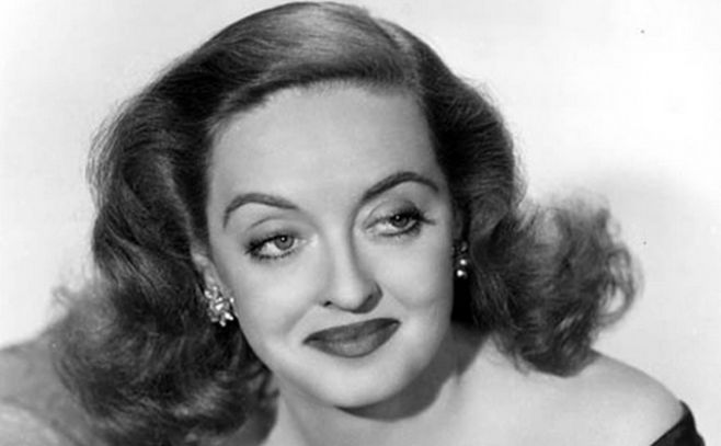 Reviven histórica entrevista a Bette Davis