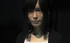 Robots y androides hiperrealistas en Tokio