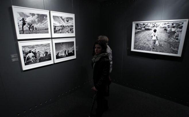 Muestra fotogrfica sobre "el ftbol callejero en Brasil". EFE