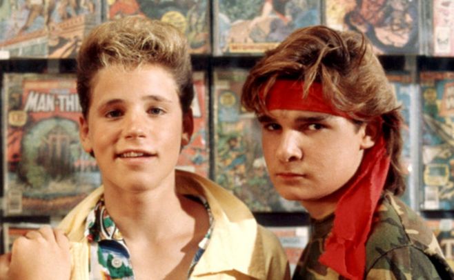 Corey Haim y Corey Feldman  sufrieron abusos sexuales por parte del agente Martin Weiss.