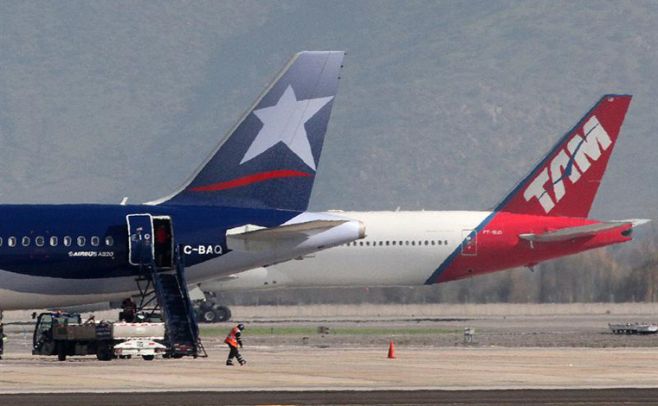 Aviones de Lan y Tam.. EFE Aviones de Lan y Tam.. EFE