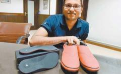 Calzado indio con GPS sale a conquistar el mercado