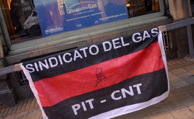 Trabajadores del gas se declararon en conflicto. Pablo Vignali / adhocfotos