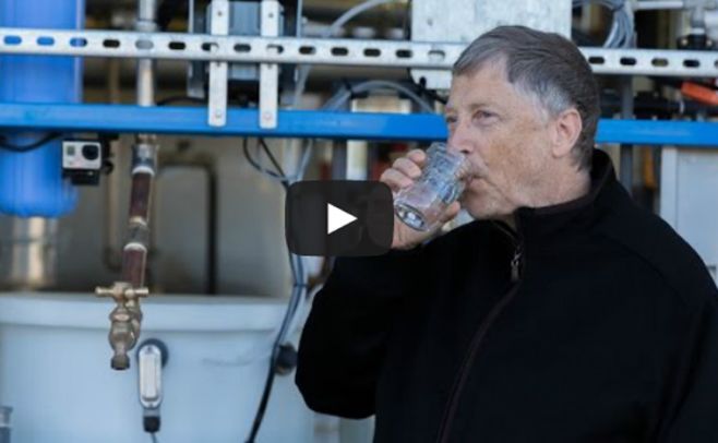 Bill Gates probó agua potable proveniente de heces