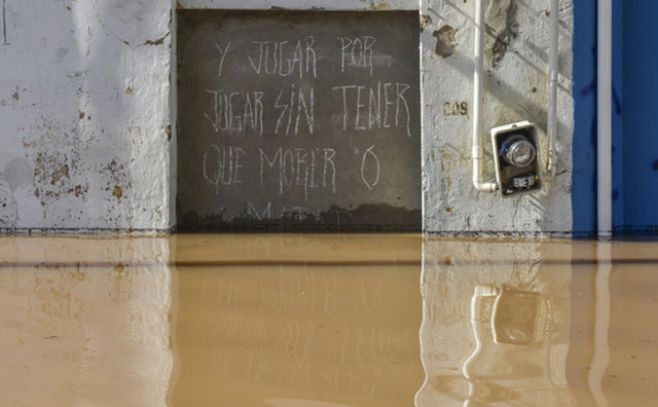 Trasladan a familias en zona de riesgo debido a crecida de río Uruguay