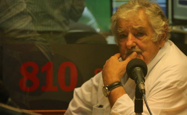 Mujica y la posibilidad de nueva rebaja de combustibles: "Si se tiene que hacer una corrección, se hará". Claudio Guido/Ecom