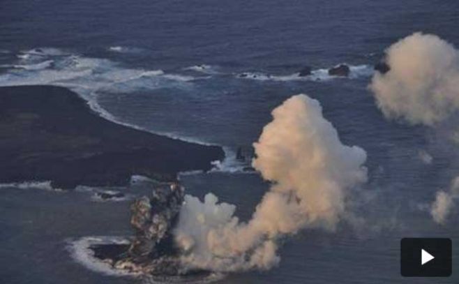 Un volcán submarino creó una nueva isla en Tonga