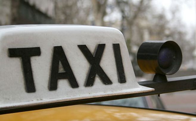 El Suatt evalúa realizar más paros de taxis "si la patronal no cede"