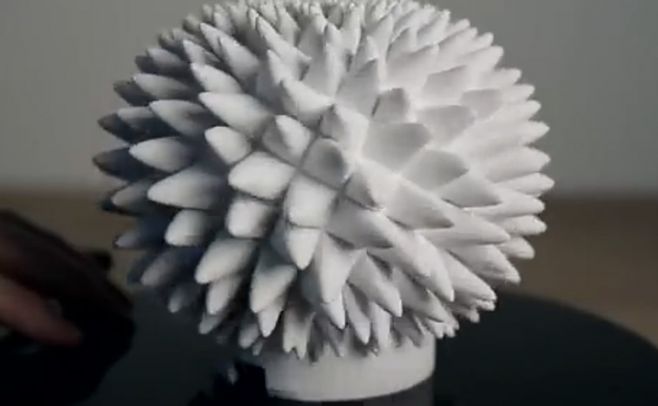 Hipnóticas ilusiones ópticas creadas con impresora 3D