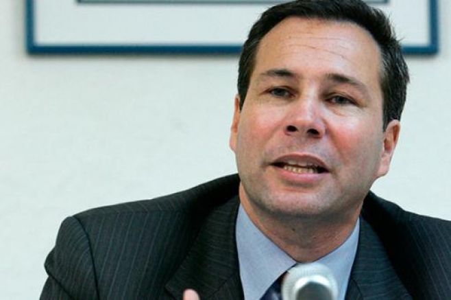 Gobierno argentino: denuncia de Nisman terminará en "tacho de basura"