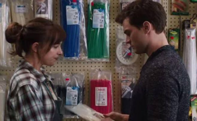 Divulgan primera escena de "50 Sombras de Grey"