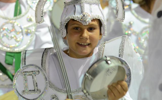 El Carnaval de Artigas, una fiesta a puro samba y color. M. Singer