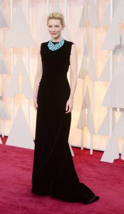 Una alfombra de claroscuros. EFE