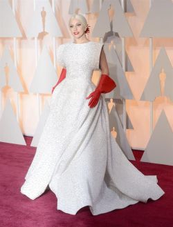 Una alfombra de claroscuros. EFE