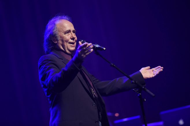 Serrat despierta emoción y recuerdos en Uruguay. Nicols Rodriguez /adhocFotos