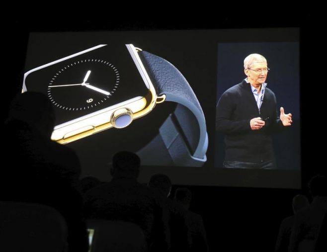 El reloj inteligente de Apple, a la venta el 24 de abril. EFE