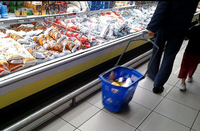 Trabajadores lácteos paran hoy; podría faltar leche en los comercios