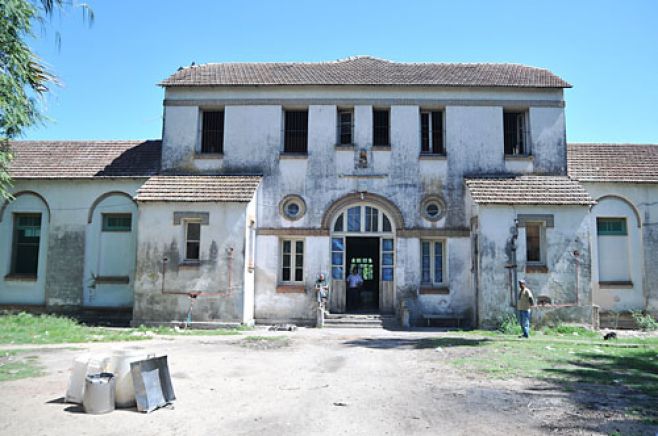 Jorge Basso fue a declarar a la Justicia, pero sede estaba cerrada