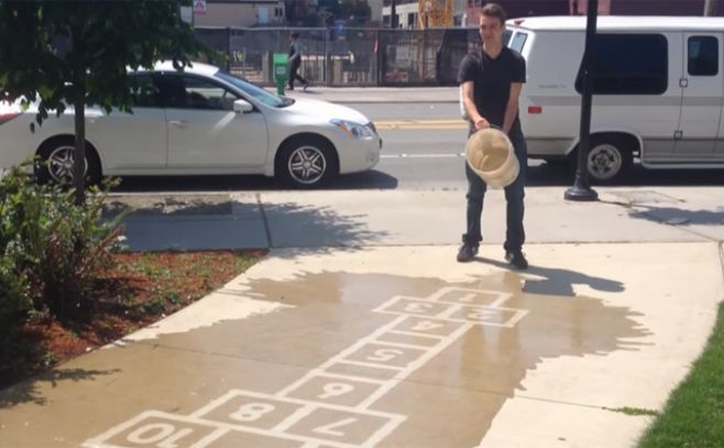 Divertidos grafitis que se activan con agua