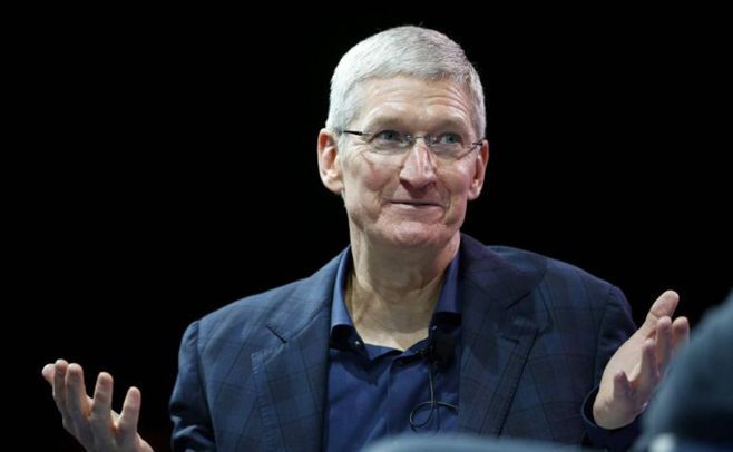 Tim Cook, CEO de Apple, defiende derechos homsexuales