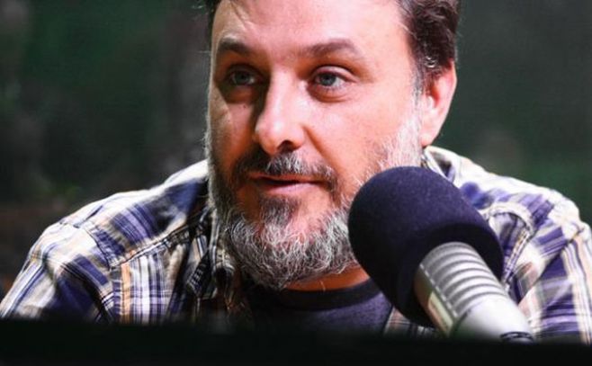 Fernando Santullo en los estudios de El Espectador