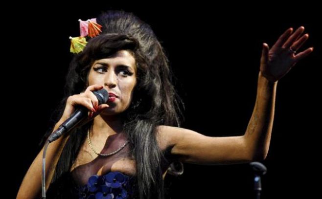 "Amy", el documental que molesta a la familia Winehouse