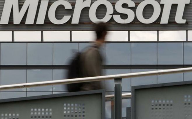 Microsoft tiende la mano a los sistemas operativos rivales