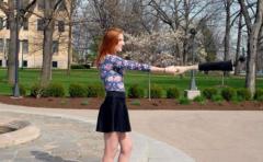 "Selfie arm": no tener amigos ya no es un problema