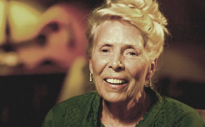 Abogado de Joni Mitchell confía en que la artista saldrá pronto del hospital