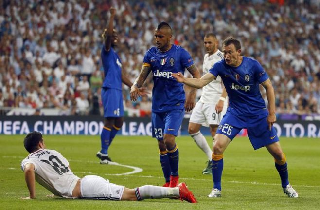 Habrá clásico europeo, pero será Suárez vs. Chiellini-Evra. EFE