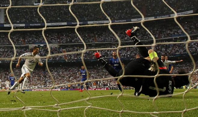 Habrá clásico europeo, pero será Suárez vs. Chiellini-Evra. EFE