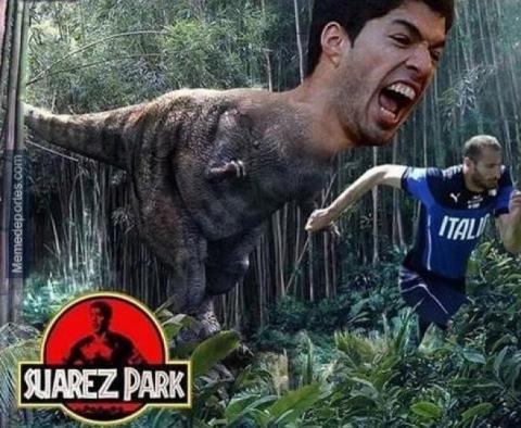 Suárez vs. Chiellini: el otro duelo de la final ya tiene memes